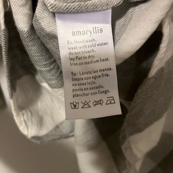 Lightweight plaid button down with lace detail - Picture 5 of 6